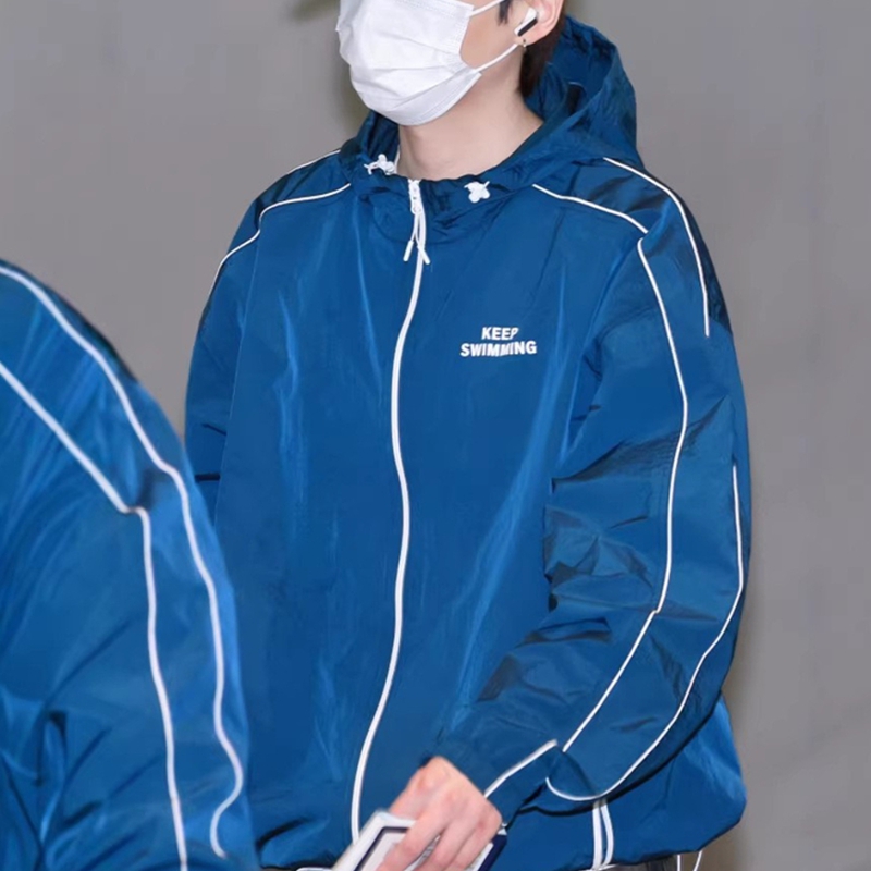 Windbreaker Anime Merchandise - Kpop Keep Swimming Print Rits Blauw